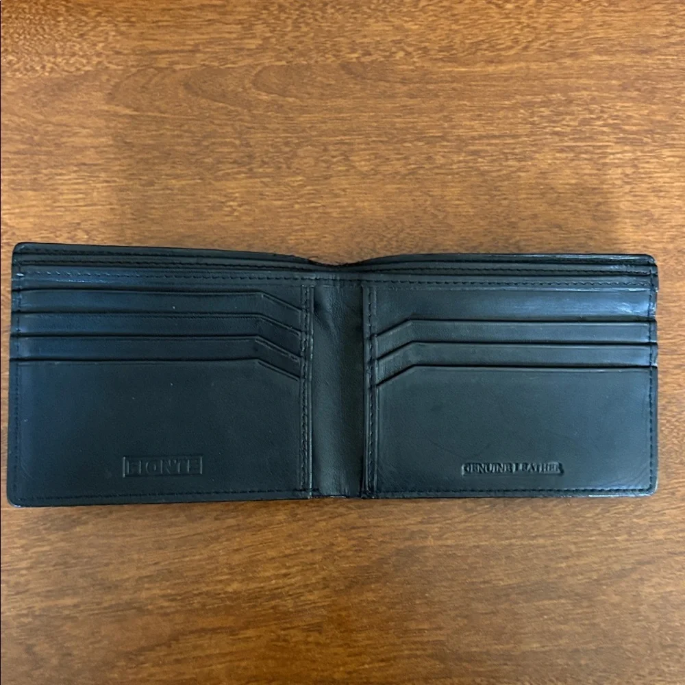 Woven Leather Bi-Fold Wallet in Black